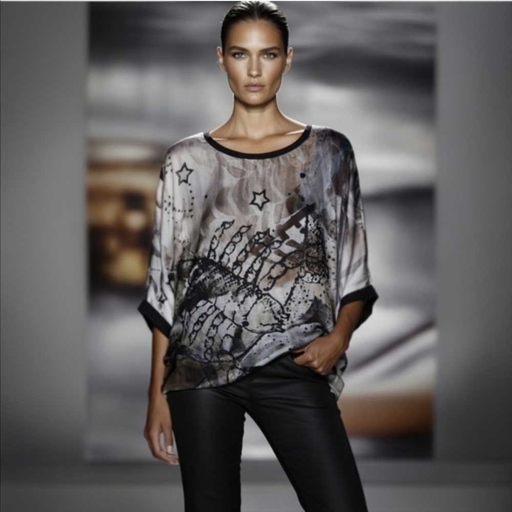Monica Magni top